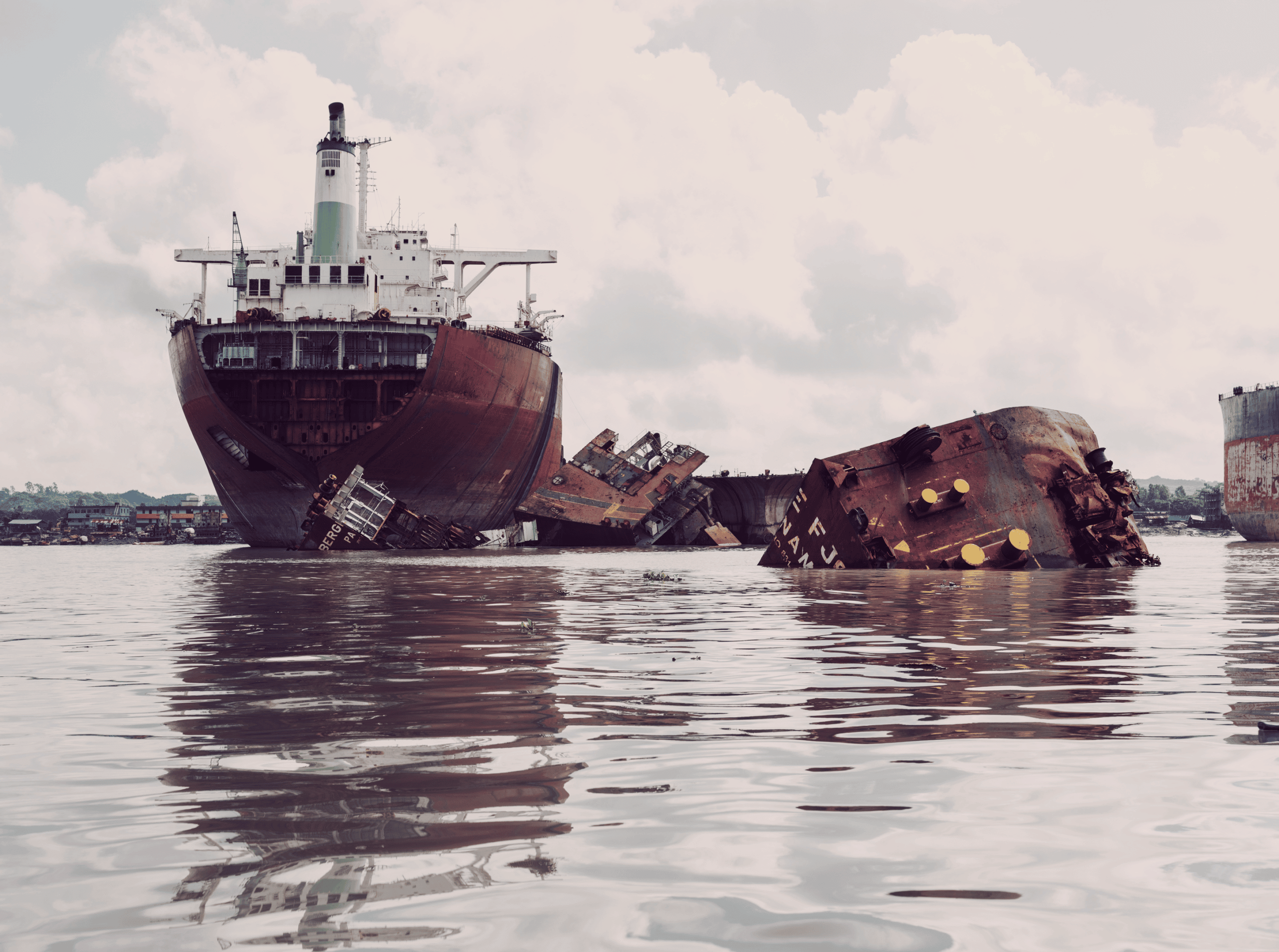 MSC fait démanteler ses vieux vaisseaux dans des conditions désastreuses